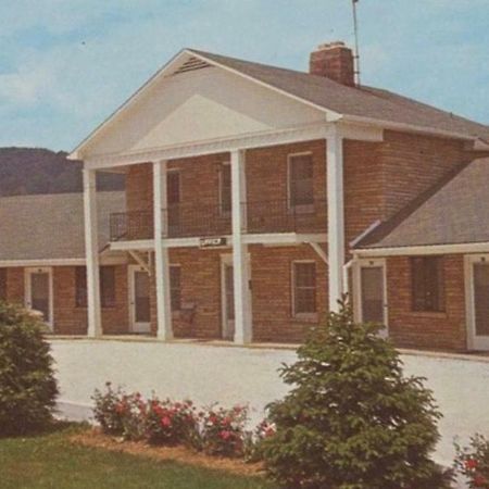 Plantation Motel Candler 外观 照片