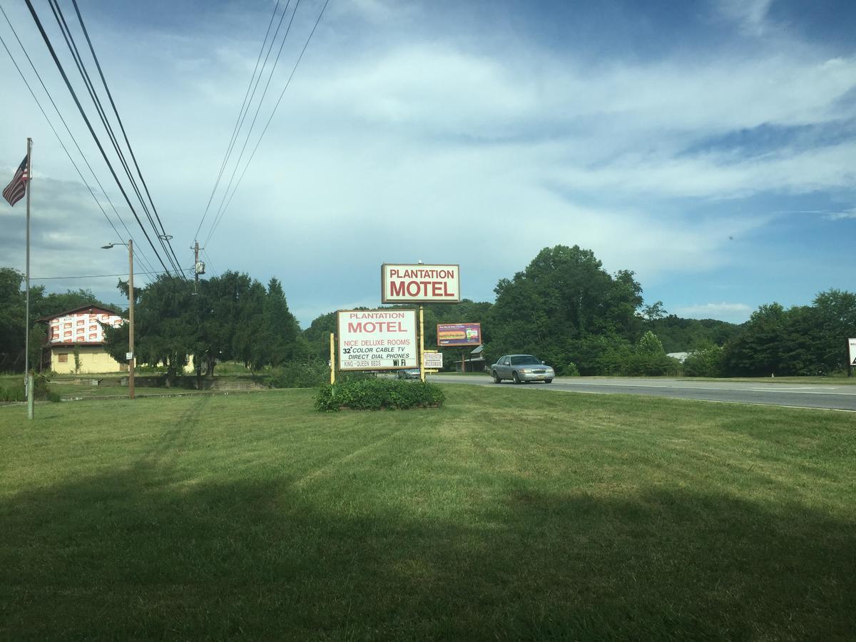 Plantation Motel Candler 外观 照片